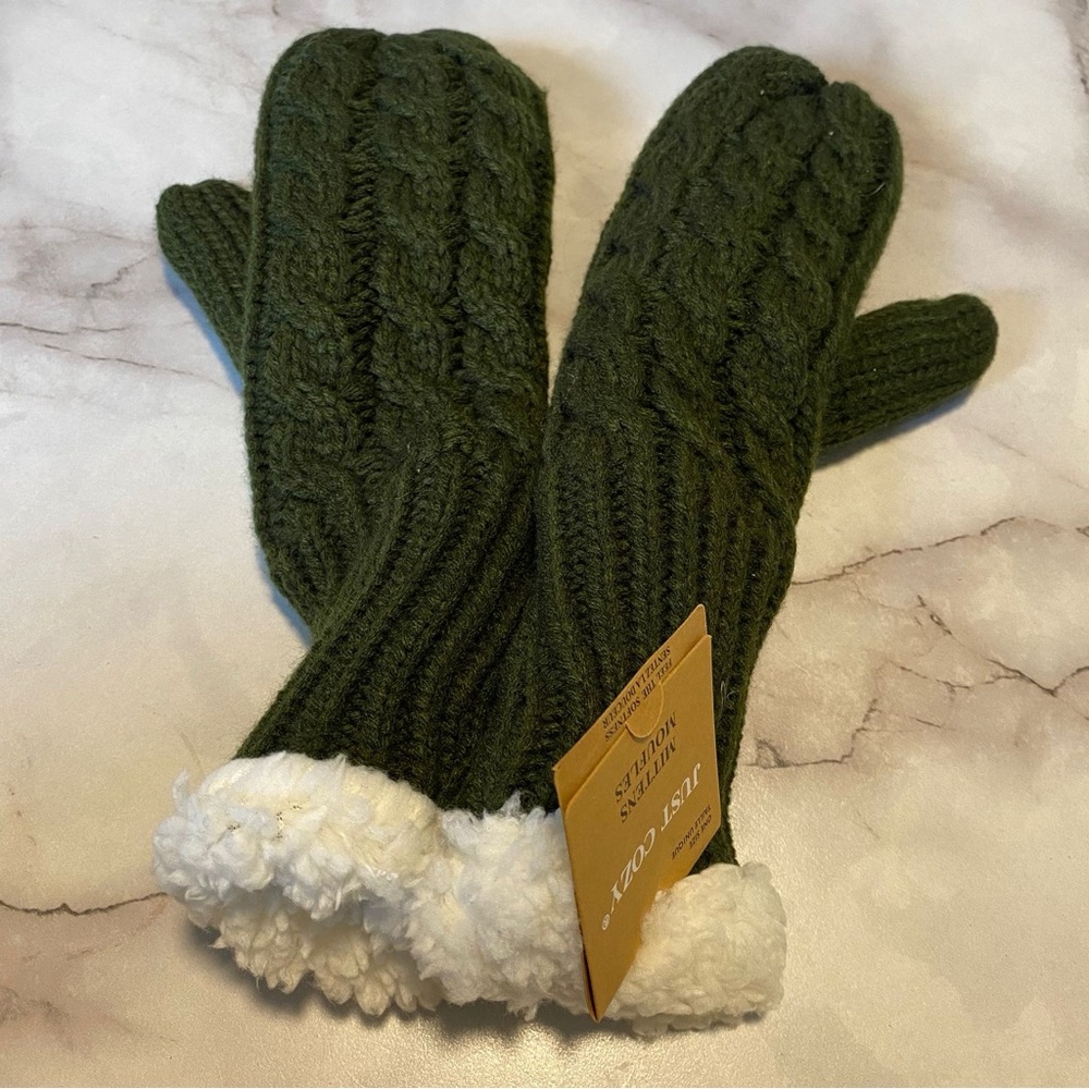 Green Cable Knit Mittens with White Fleece Cuff